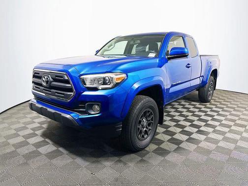 2017 Toyota Tacoma SR5