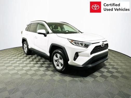 2021 Toyota RAV4 XLE