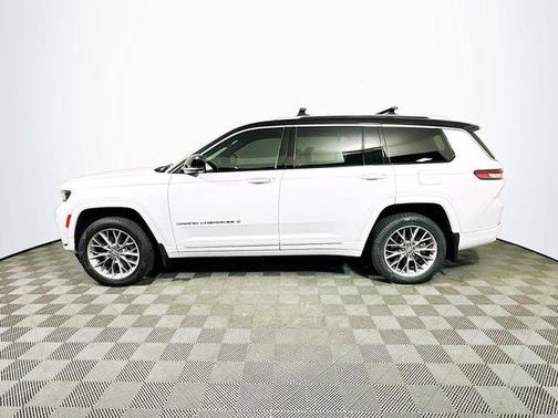 2023 Jeep Grand Cherokee Summit