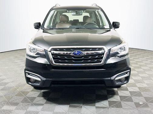 Crystal Black Silica 2017 Subaru Forester 2.5i Touring