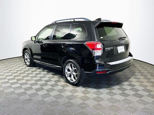 Crystal Black Silica 2017 Subaru Forester 2.5i Touring