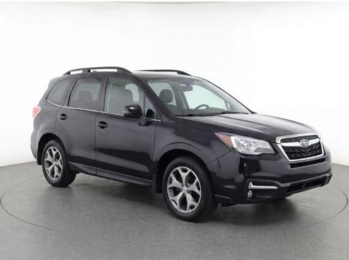 Crystal Black Silica 2017 Subaru Forester 2.5i Touring