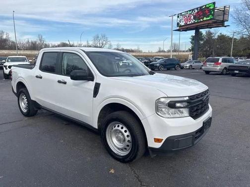 2022 Ford Maverick XL