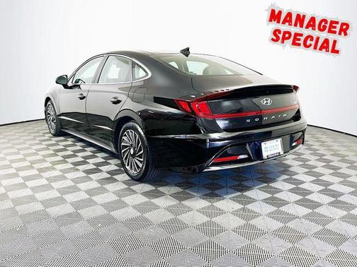 2023 Hyundai SONATA Hybrid Limited