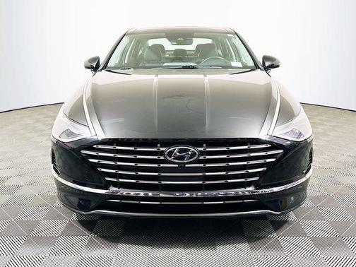 2023 Hyundai SONATA Hybrid Limited