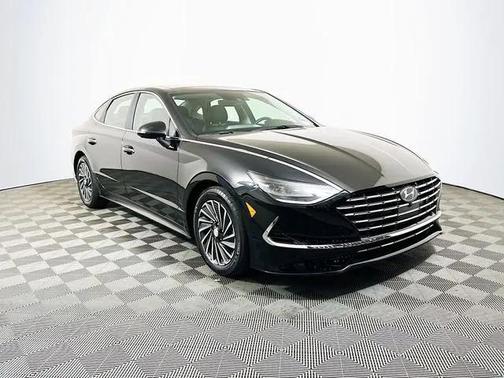 2023 Hyundai SONATA Hybrid Limited