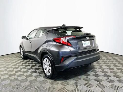 2020 Toyota C-HR LE