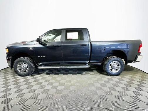 2022 RAM 2500 Big Horn Crew Cab 4x4 6'4' Box