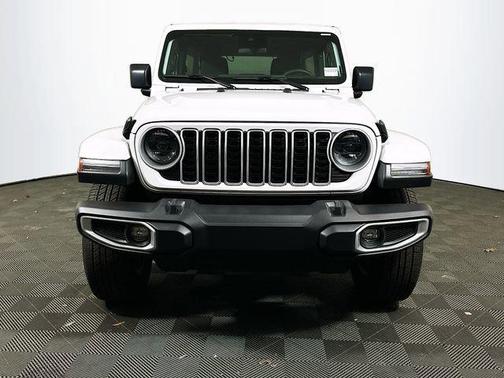 2024 Jeep Wrangler 4-Door Sahara 4x4
