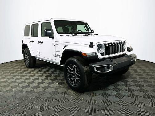 2024 Jeep Wrangler 4-Door Sahara 4x4