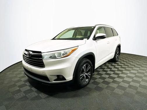 2016 Toyota Highlander XLE