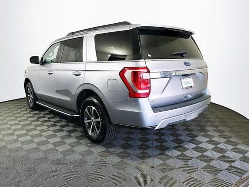 Iconic Silver Metallic 2021 Ford Expedition XLT