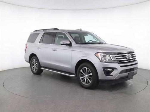Iconic Silver Metallic 2021 Ford Expedition XLT