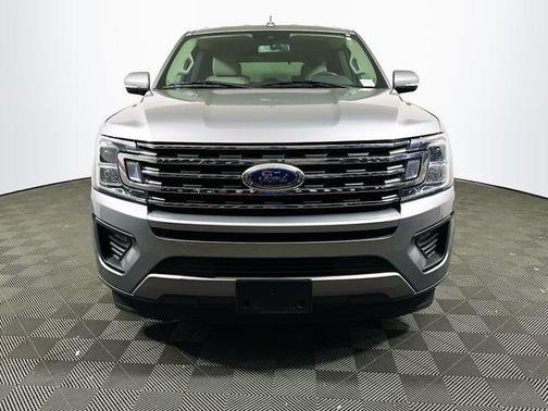 Iconic Silver Metallic 2021 Ford Expedition XLT