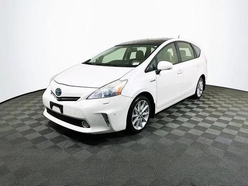 2012 Toyota Prius v Five