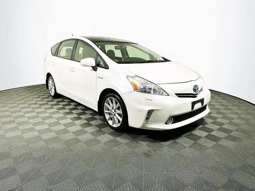 2012 Toyota Prius v Five