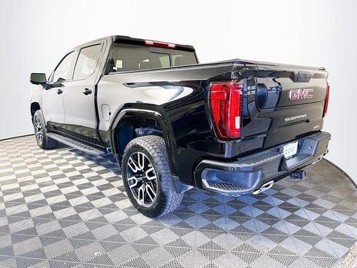 Onyx Black 2025 GMC Sierra 1500 AT4