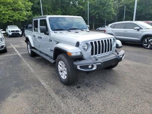 2023 Jeep Gladiator Sport S