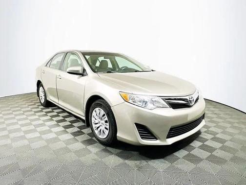 2014 Toyota Camry LE
