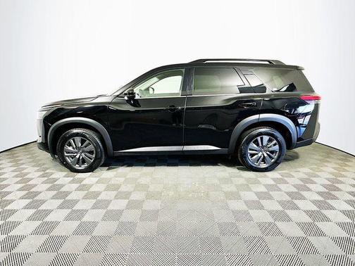 2025 Nissan Pathfinder SV FWD