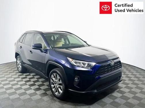 2020 Toyota RAV4 XLE Premium