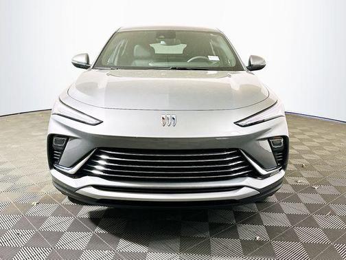 Moonstone Gray Metallic 2025 Buick Envista Preferred FWD