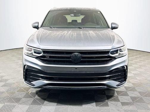 2022 Volkswagen Tiguan 2.0T SEL R-Line 4MOTION