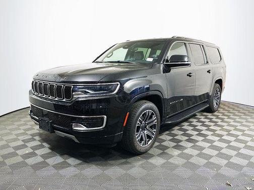 Diamond Black Crystal Pearlcoat 2024 Jeep Wagoneer L Series II 4x2