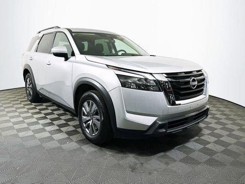 2024 Nissan Pathfinder SV FWD