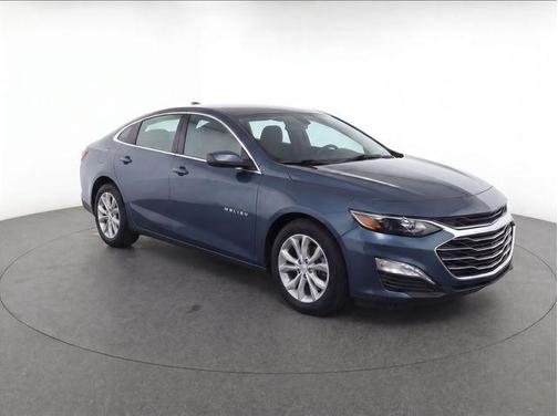 Lakeshore Blue Metallic 2024 Chevrolet Malibu FWD 1LT
