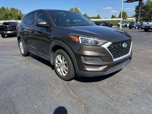 2020 Hyundai TUCSON SE