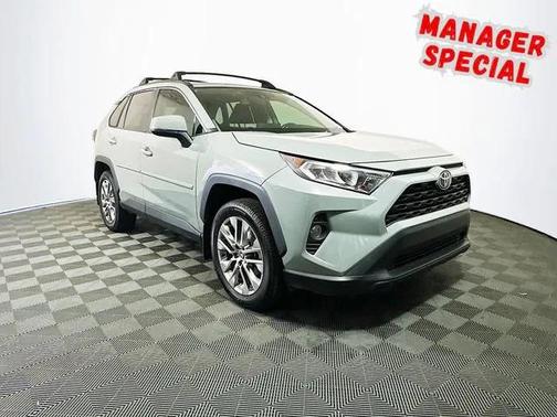 2021 Toyota RAV4 XLE Premium