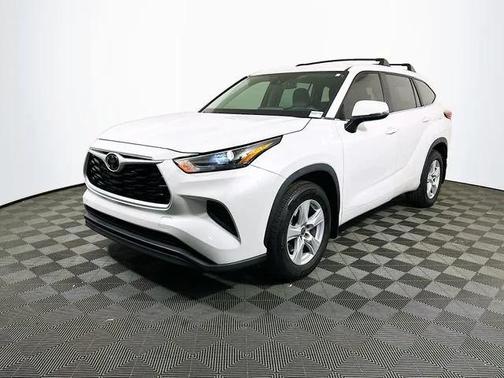 2023 Toyota Highlander L