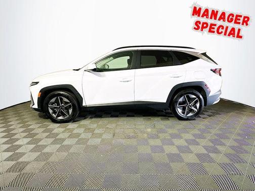 Serenity White Pearl 2025 Hyundai TUCSON SEL