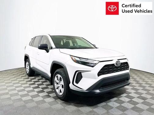 2024 Toyota RAV4 LE