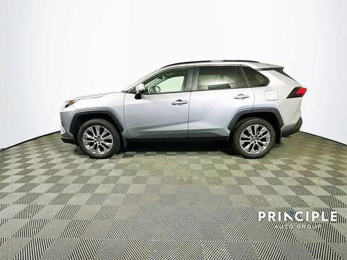 2023 Toyota RAV4 XLE Premium