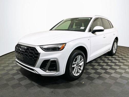 2023 Audi Q5 45 S line Premium
