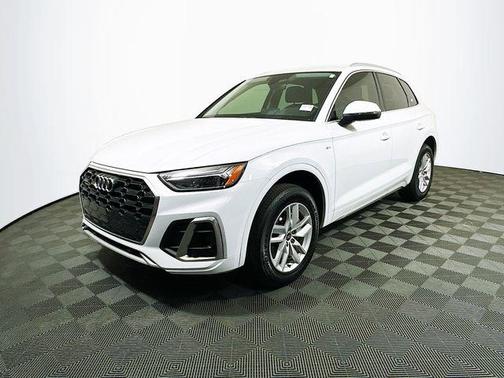 2023 Audi Q5 45 S line Premium