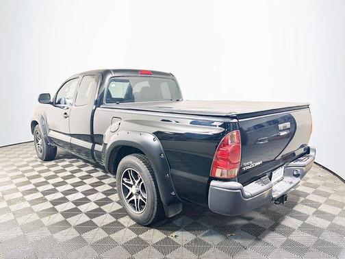 2015 Toyota Tacoma Base