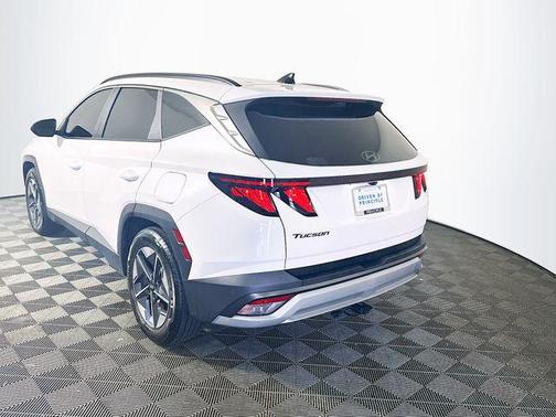 Serenity White Pearl 2025 Hyundai TUCSON SEL