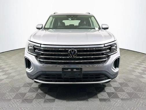 2024 Volkswagen Atlas 2.0T SE w/Technology 4MOTION