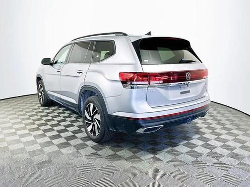 2024 Volkswagen Atlas 2.0T SE w/Technology 4MOTION