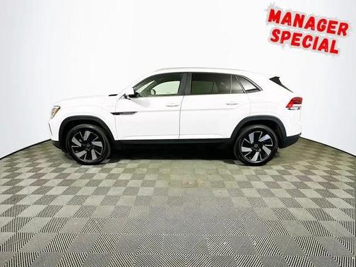 2024 Volkswagen Atlas Cross Sport 2.0T SE w/Technology
