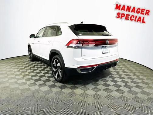 2024 Volkswagen Atlas Cross Sport 2.0T SE w/Technology