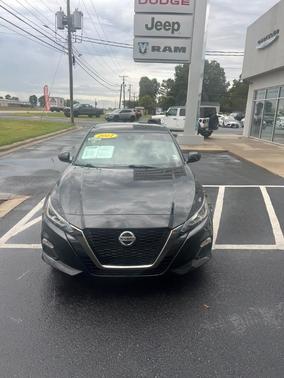 2021 Nissan Altima 2.5 SR
