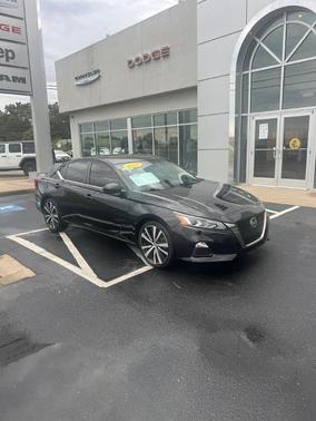 2021 Nissan Altima 2.5 SR