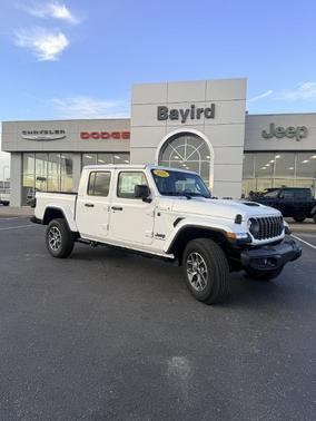 2026 Jeep Gladiator Sport