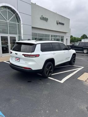 2021 Jeep Grand Cherokee L Laredo