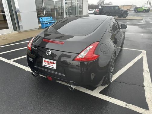 2016 Nissan 370Z Base