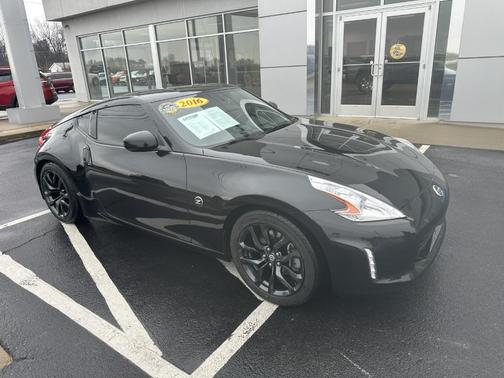 2016 Nissan 370Z Base